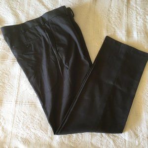 VAN HEUSEN DRESS SLACKS size 34